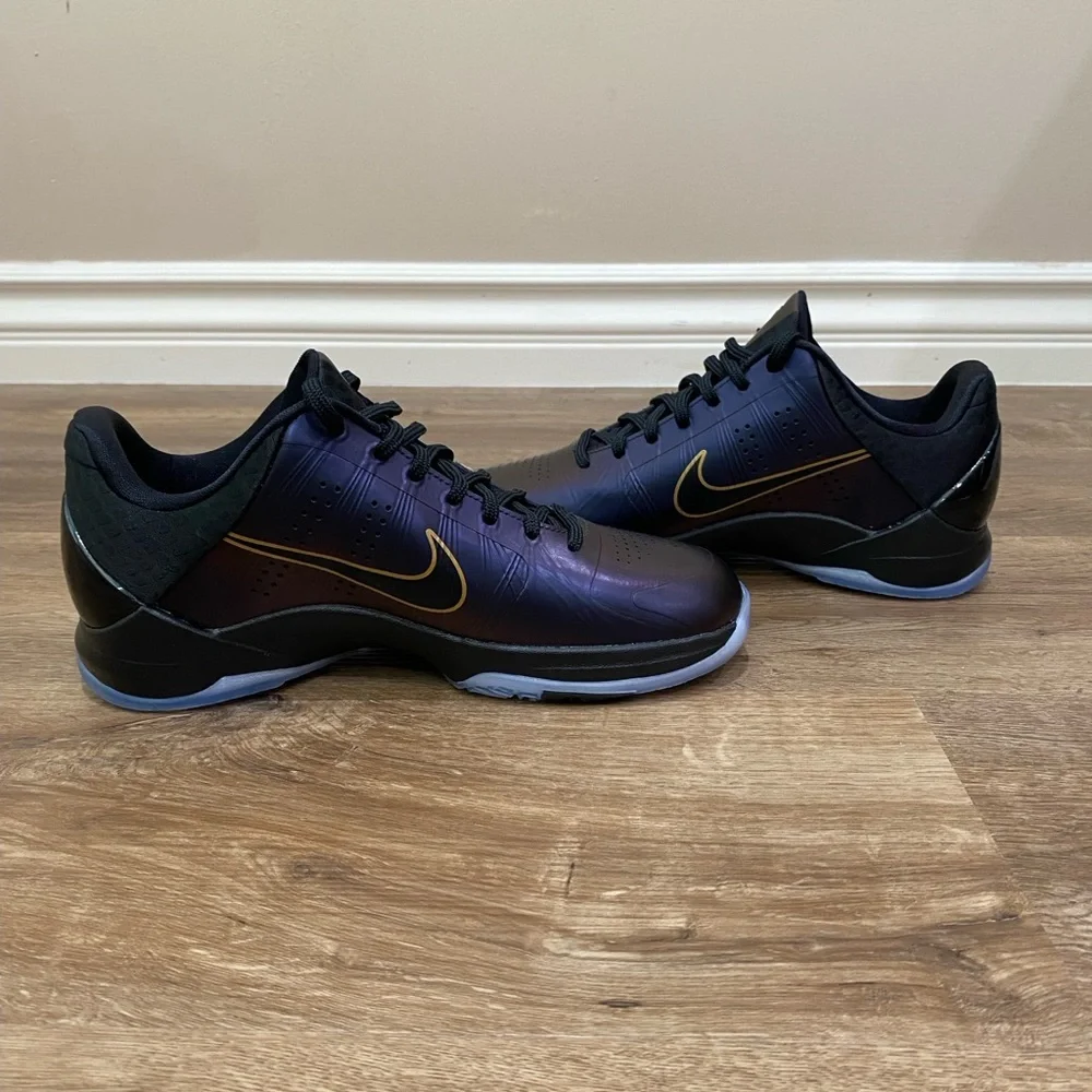 Nike Kobe‎ 5 Year of the Mamba Eggplant Grade School Youth Size 7Y NEW